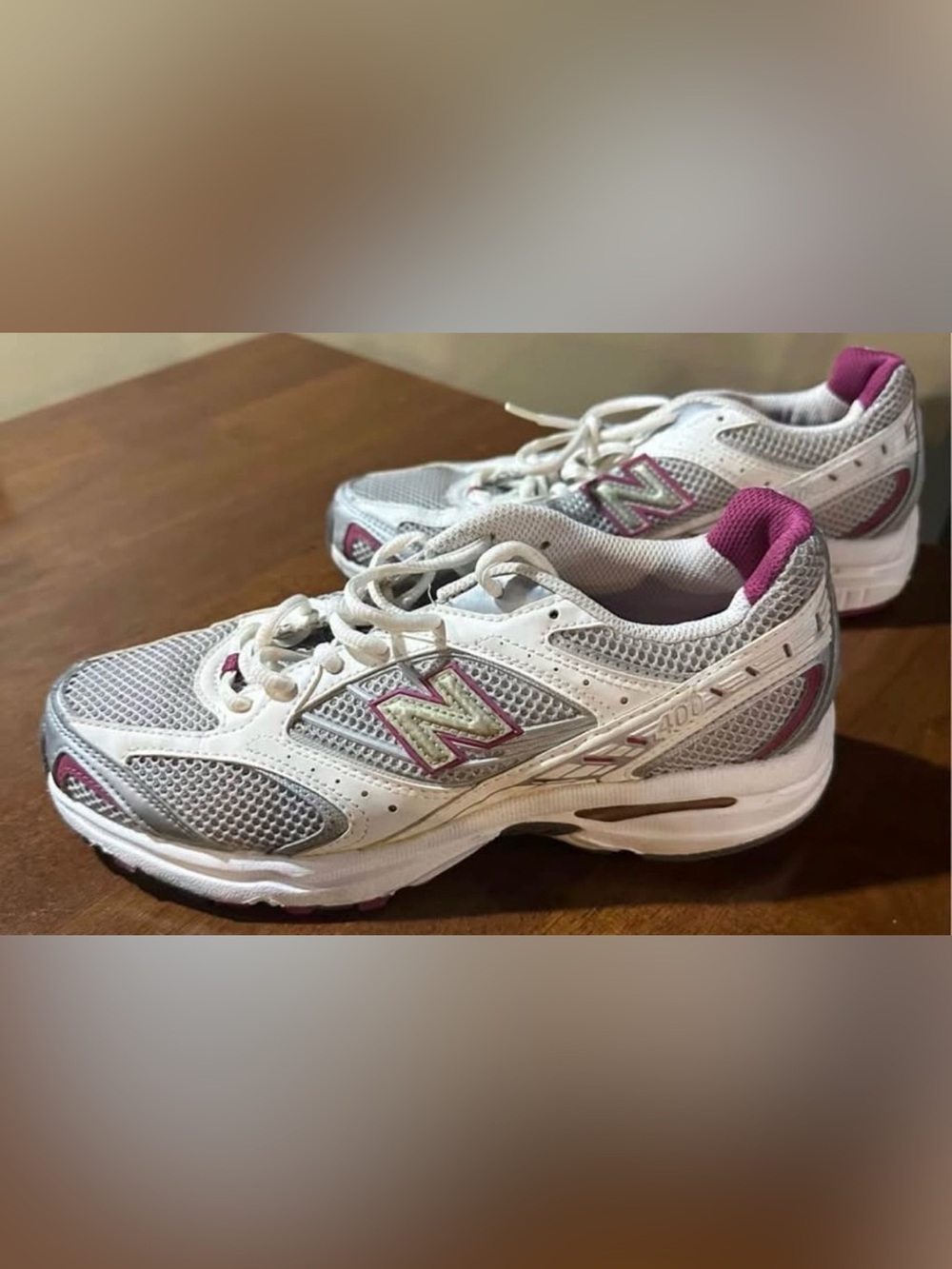 New Balance Women's White and Pink Athletic Sneakers